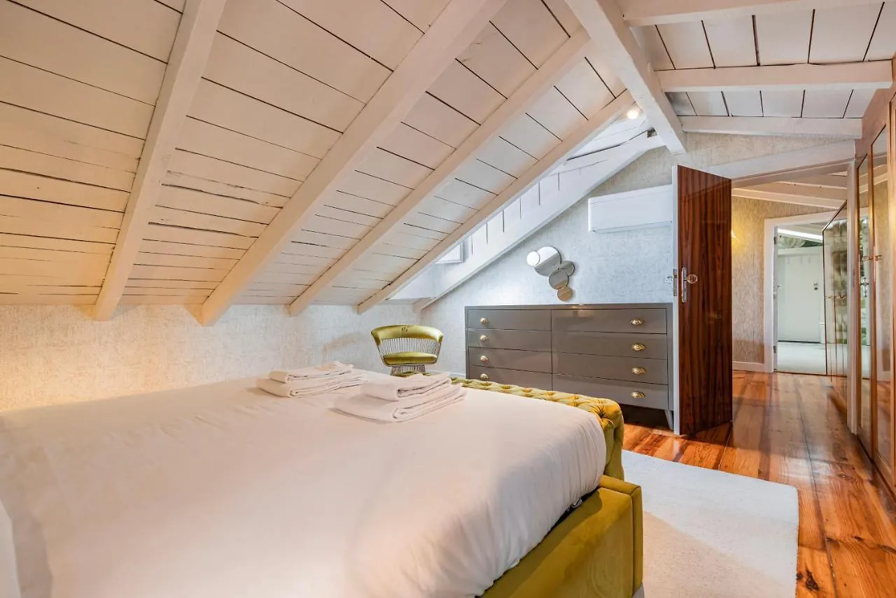 Apartment Luxury Duplex W/ River View By Lovelystay Lisbon Portugal