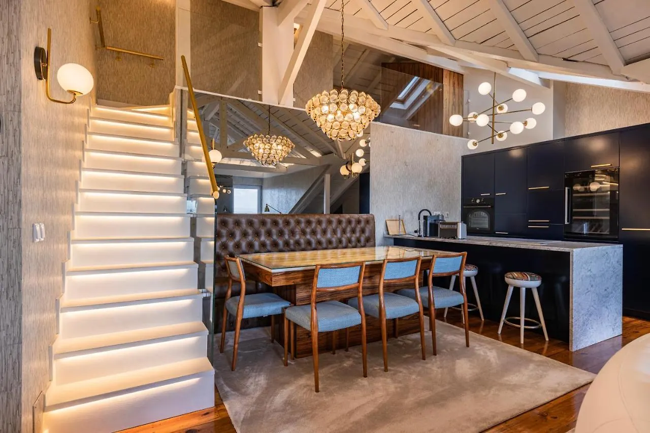 Luxury Duplex W/ River View By Lovelystay Лиссабон